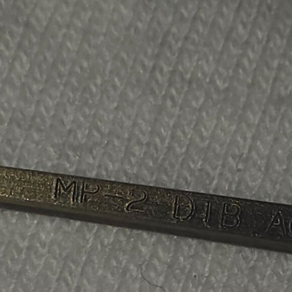 1990s Vintage Oliver Peoples MP-2 Sunglasses (46mm) - Picture 7 of 7